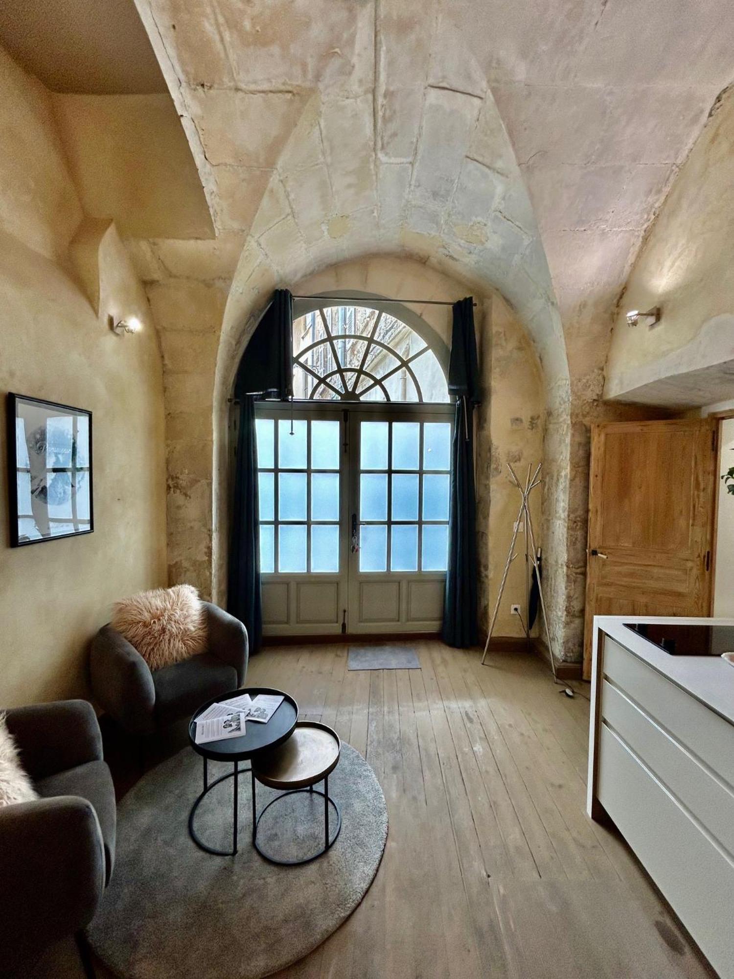 Apartment Les Ecuries De Lestang-parade Arles